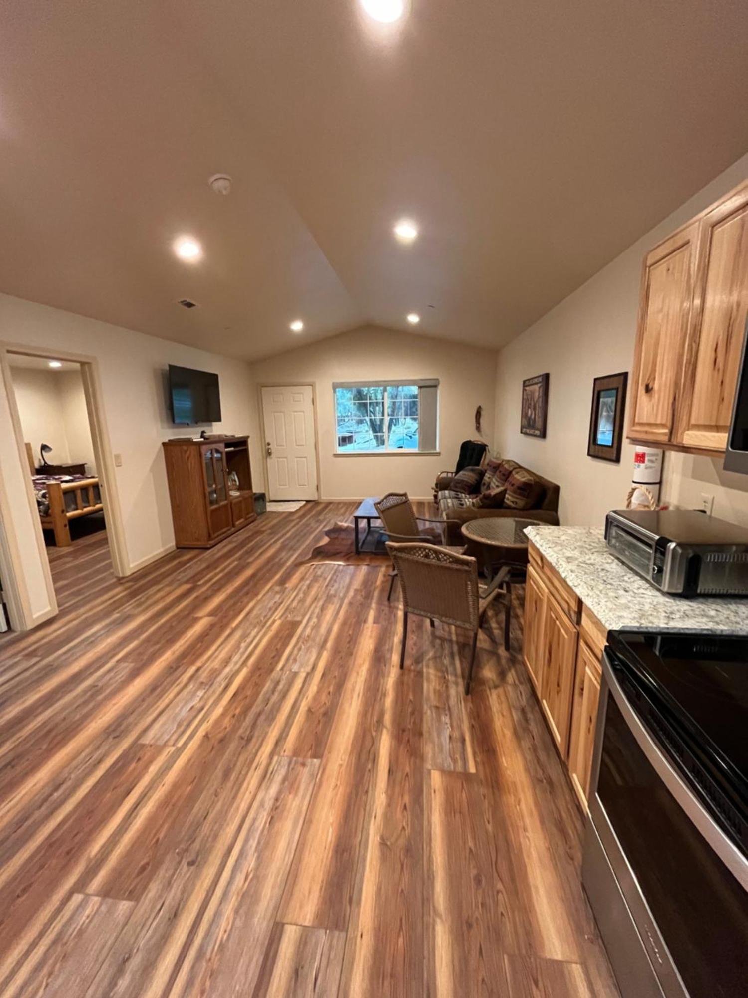 Wonky Donkey Den 30 Mi To Yosemite Arch Entrance Holiday home *